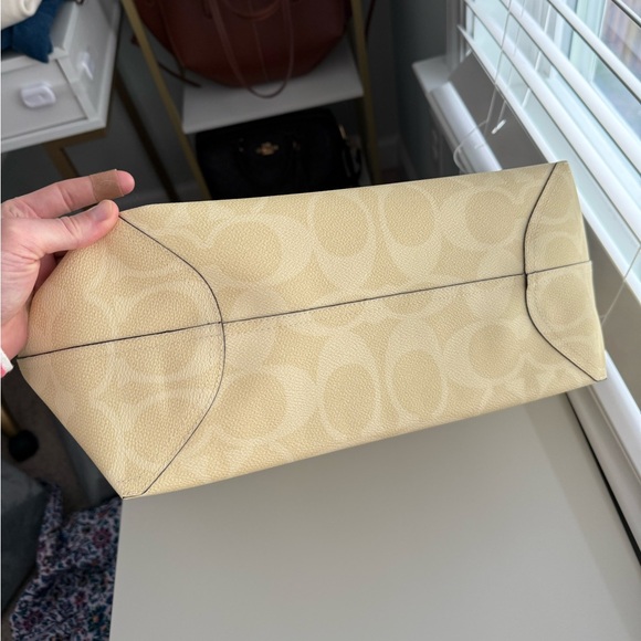 Coach City tote - Picture 2 of 6